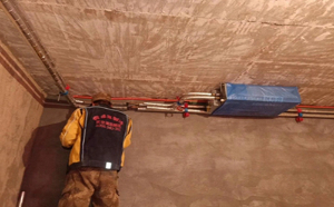 中央91免费看片视频维修丨91免费看片视频内部缺少氟利昂导致细管结霜的原因